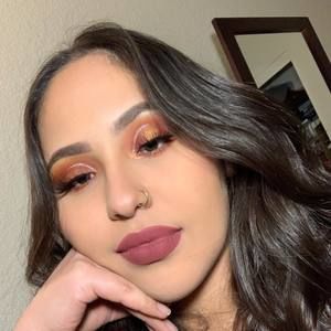 Meet your Posher, Karla